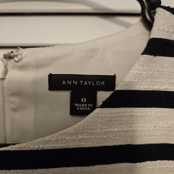 Ann Taylor dress - Picture 9 of 10